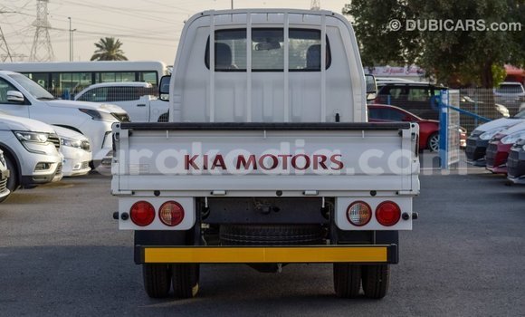 Hividy Kia Carens fotsy Car in Import - Dubai in Diana Hividy Kia Carens fotsy Car in Import - Dubai in Diana