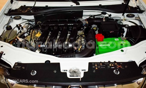 Acheter Import Voiture Renault Duster Blanc à Import - Dubai, Diana Acheter Import Voiture Renault Duster Blanc à Import - Dubai, Diana