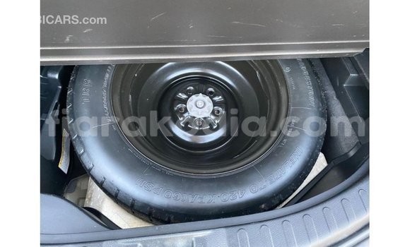 Hividy Toyota HiAce Hafa Truck in Import - Dubai in Diana Hividy Toyota HiAce Hafa Truck in Import - Dubai in Diana