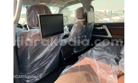 Buy Import Toyota Land Cruiser Black Car in Import - Dubai in Diana Buy Import Toyota Land Cruiser Black Car in Import - Dubai in Diana
