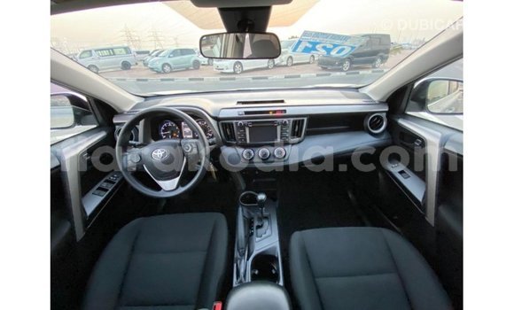 Acheter Import Utilitaire Toyota HiAce Autre à Import - Dubai, Diana Acheter Import Utilitaire Toyota HiAce Autre à Import - Dubai, Diana