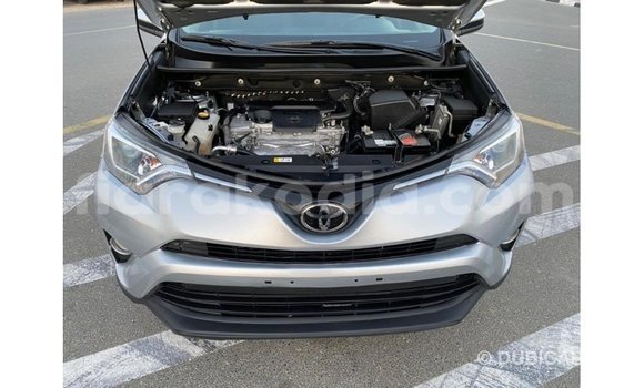 Acheter Import Utilitaire Toyota HiAce Autre à Import - Dubai, Diana Acheter Import Utilitaire Toyota HiAce Autre à Import - Dubai, Diana