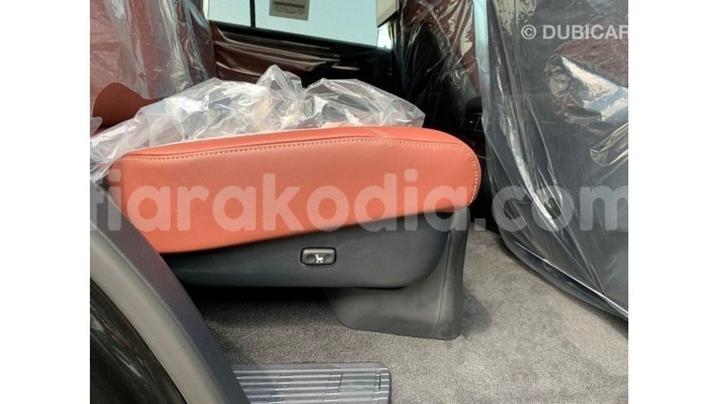 Big with watermark lexus lx diana import dubai 5693