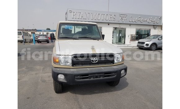 Hividy Toyota Land Cruiser beige Car in Import - Dubai in Diana Hividy Toyota Land Cruiser beige Car in Import - Dubai in Diana