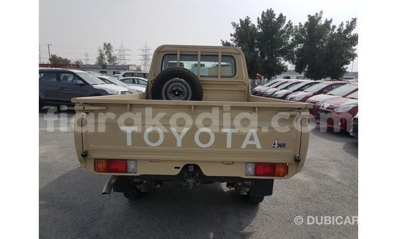 Hividy Toyota Land Cruiser beige Car in Import - Dubai in Diana Hividy Toyota Land Cruiser beige Car in Import - Dubai in Diana