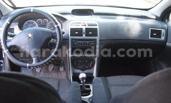 Acheter Occasion Voiture Peugeot 307 Noir à Antananarivo, Analamanga Acheter Occasion Voiture Peugeot 307 Noir à Antananarivo, Analamanga