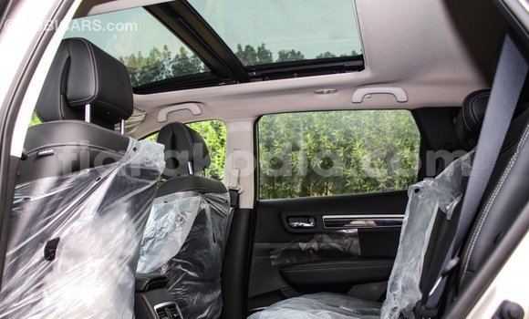 Acheter Import Voiture Renault Koleos Autre à Import - Dubai, Diana Acheter Import Voiture Renault Koleos Autre à Import - Dubai, Diana