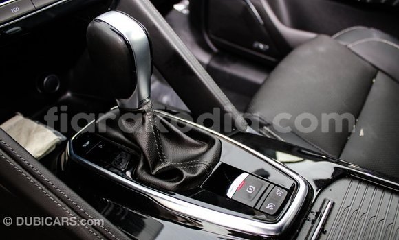 Acheter Import Voiture Renault Koleos Autre à Import - Dubai, Diana Acheter Import Voiture Renault Koleos Autre à Import - Dubai, Diana