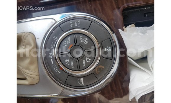 Hividy Nissan Patrol fotsy Car in Import - Dubai in Diana Hividy Nissan Patrol fotsy Car in Import - Dubai in Diana