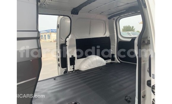 Hividy Hyundai Cargo fotsy Car in Import - Dubai in Diana Hividy Hyundai Cargo fotsy Car in Import - Dubai in Diana