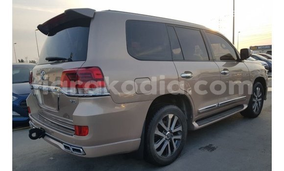 Hividy Toyota Land Cruiser Hafa Car in Import - Dubai in Diana Hividy Toyota Land Cruiser Hafa Car in Import - Dubai in Diana