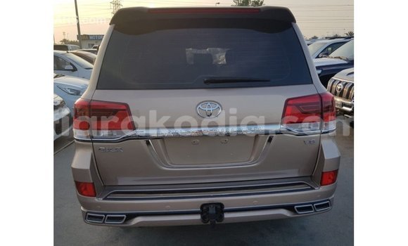 Hividy Toyota Land Cruiser Hafa Car in Import - Dubai in Diana Hividy Toyota Land Cruiser Hafa Car in Import - Dubai in Diana