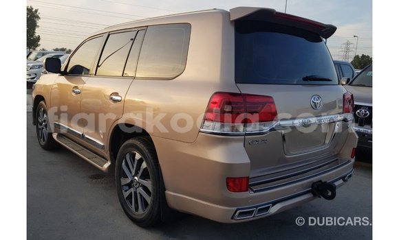 Hividy Toyota Land Cruiser Hafa Car in Import - Dubai in Diana Hividy Toyota Land Cruiser Hafa Car in Import - Dubai in Diana