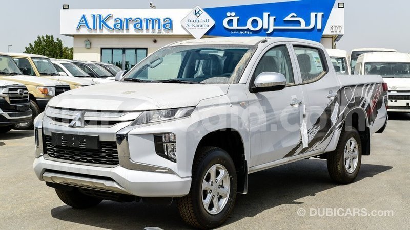 Big with watermark mitsubishi l200 diana import dubai 5729