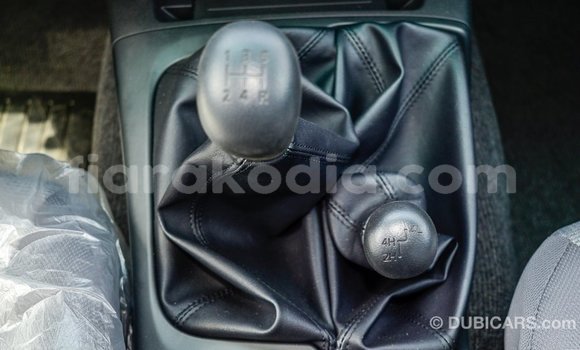 Acheter Import Voiture Mitsubishi L200 Blanc à Import - Dubai, Diana Acheter Import Voiture Mitsubishi L200 Blanc à Import - Dubai, Diana