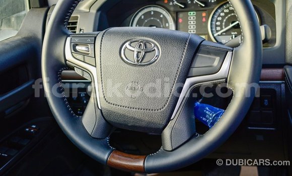 Hividy Toyota Land Cruiser fotsy Car in Import - Dubai in Diana Hividy Toyota Land Cruiser fotsy Car in Import - Dubai in Diana