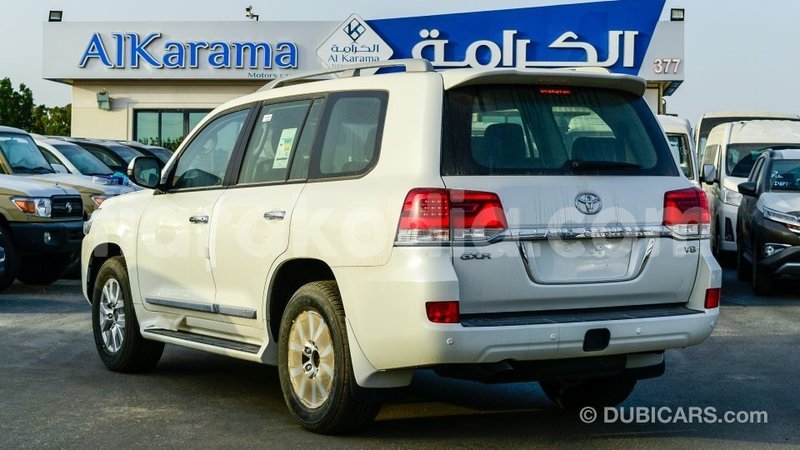 Big with watermark toyota land cruiser diana import dubai 5730