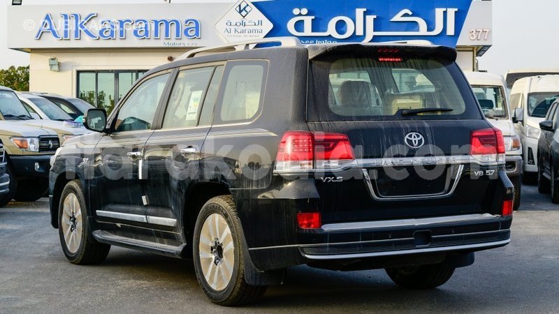 Big with watermark toyota land cruiser diana import dubai 5731