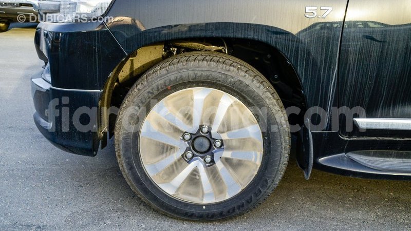 Big with watermark toyota land cruiser diana import dubai 5731