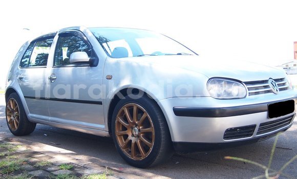 Acheter Occasion Voiture Volkswagen Golf Gris à Antananarivo, Analamanga Acheter Occasion Voiture Volkswagen Golf Gris à Antananarivo, Analamanga
