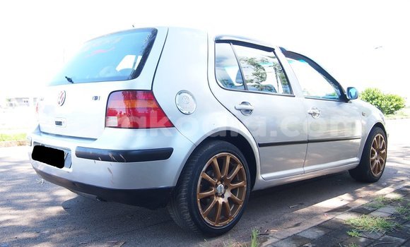 Acheter Occasion Voiture Volkswagen Golf Gris à Antananarivo, Analamanga Acheter Occasion Voiture Volkswagen Golf Gris à Antananarivo, Analamanga