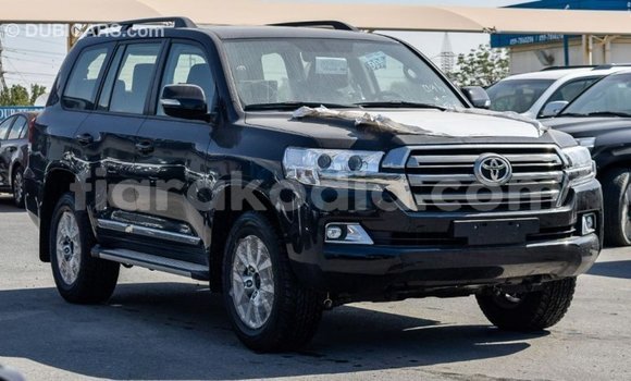Acheter Import Voiture Toyota Land Cruiser Noir à Import - Dubai, Diana Acheter Import Voiture Toyota Land Cruiser Noir à Import - Dubai, Diana