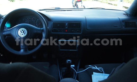 Acheter Occasion Voiture Volkswagen Golf Gris à Antananarivo, Analamanga Acheter Occasion Voiture Volkswagen Golf Gris à Antananarivo, Analamanga