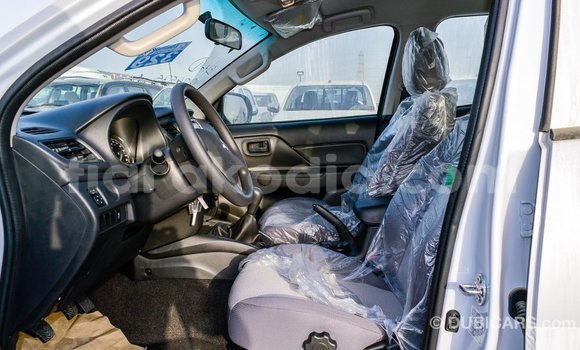 Acheter Import Voiture Mitsubishi L200 Blanc à Import - Dubai, Diana Acheter Import Voiture Mitsubishi L200 Blanc à Import - Dubai, Diana