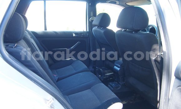 Acheter Occasion Voiture Volkswagen Golf Gris à Antananarivo, Analamanga Acheter Occasion Voiture Volkswagen Golf Gris à Antananarivo, Analamanga