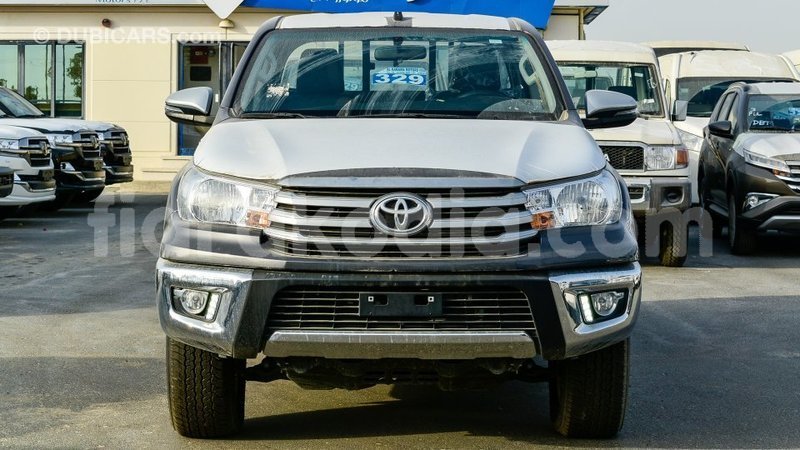 Big with watermark toyota hilux diana import dubai 5738