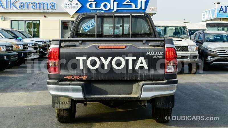 Big with watermark toyota hilux diana import dubai 5738