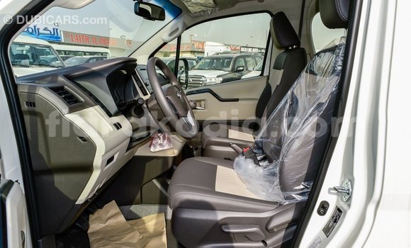 Hividy Toyota Hiace fotsy Car in Import - Dubai in Diana Hividy Toyota Hiace fotsy Car in Import - Dubai in Diana