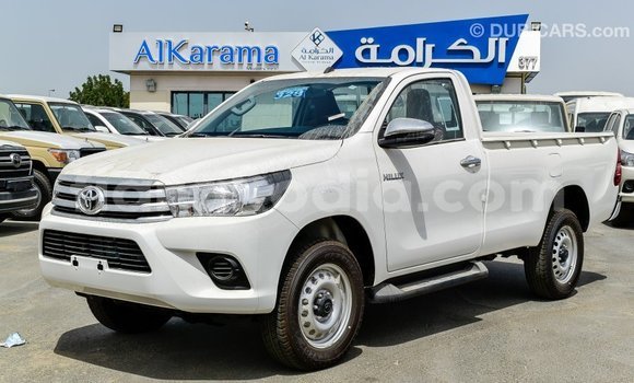 Acheter Import Voiture Toyota Hilux Blanc à Import - Dubai, Diana Acheter Import Voiture Toyota Hilux Blanc à Import - Dubai, Diana