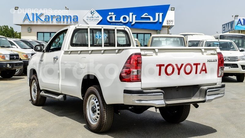 Big with watermark toyota hilux diana import dubai 5742