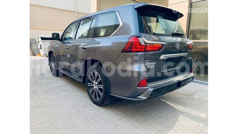 Big with watermark lexus lx diana import dubai 5746