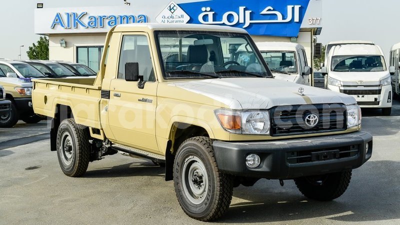 Big with watermark toyota land cruiser diana import dubai 5749