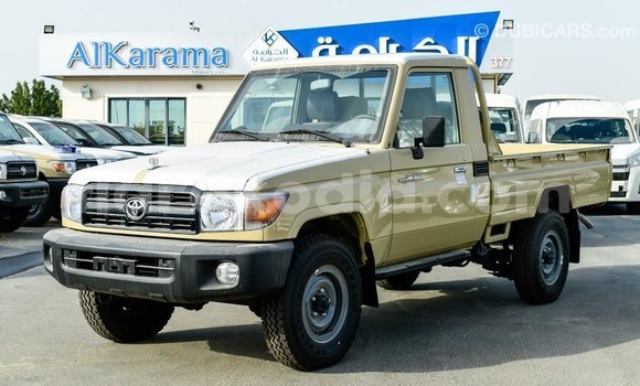 Hividy Toyota Land Cruiser beige Car in Import - Dubai in Diana Hividy Toyota Land Cruiser beige Car in Import - Dubai in Diana