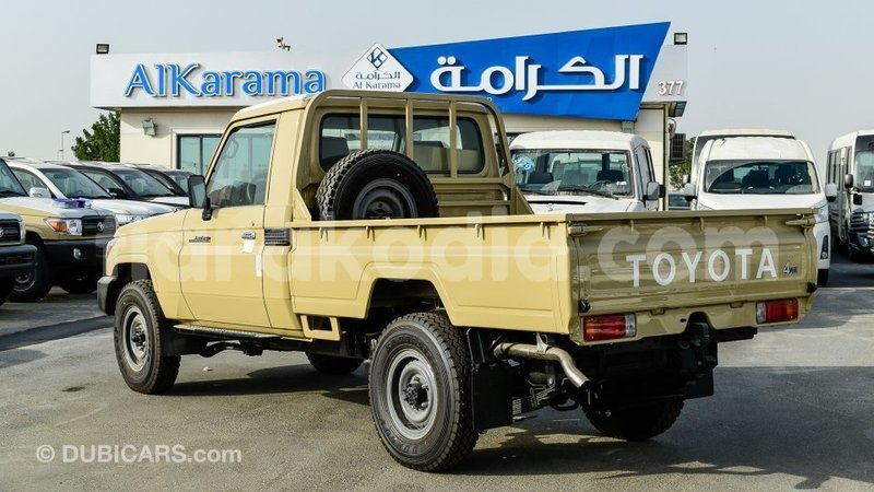 Big with watermark toyota land cruiser diana import dubai 5749