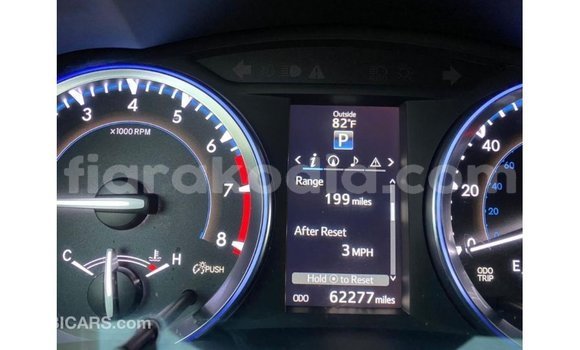 Acheter Import Voiture Toyota Highlander Noir à Import - Dubai, Diana Acheter Import Voiture Toyota Highlander Noir à Import - Dubai, Diana