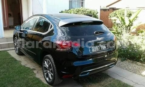 Hividy Citroen DS4 Black Car in Antananarivo in Analamanga Hividy Citroen DS4 Black Car in Antananarivo in Analamanga