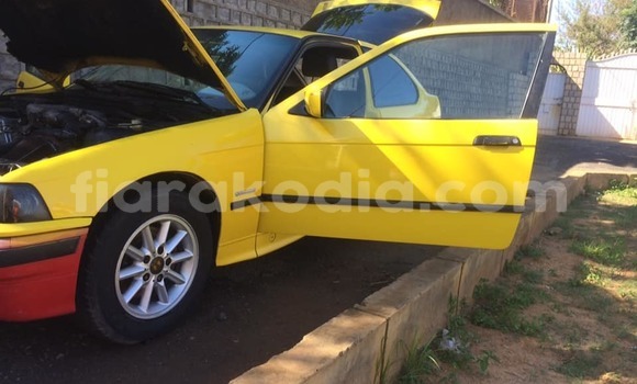 Hividy BMW 3–Series Hafa Car in Antananarivo in Analamanga Hividy BMW 3–Series Hafa Car in Antananarivo in Analamanga