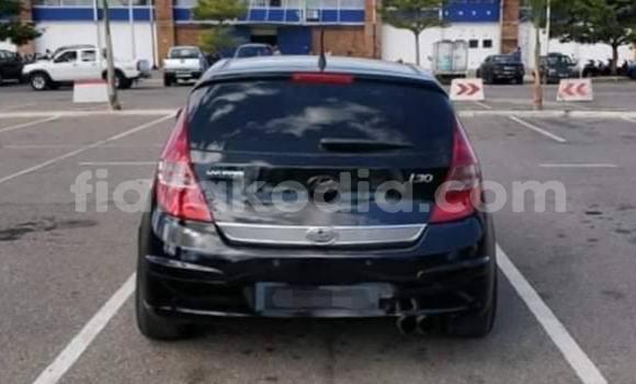 Acheter Occasion Voiture Hyundai i30 Noir à Antananarivo, Analamanga Acheter Occasion Voiture Hyundai i30 Noir à Antananarivo, Analamanga
