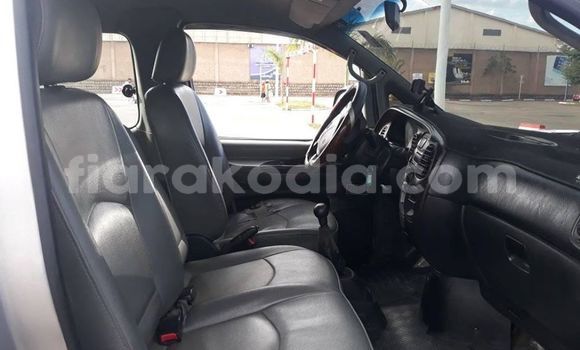 Acheter Occasion Voiture Hyundai Starex Gris à Antananarivo, Analamanga Acheter Occasion Voiture Hyundai Starex Gris à Antananarivo, Analamanga
