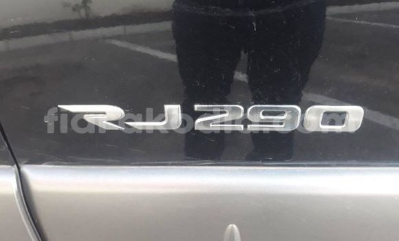 Acheter Occasion Voiture SsangYong Rexton Noir à Antananarivo, Analamanga Acheter Occasion Voiture SsangYong Rexton Noir à Antananarivo, Analamanga