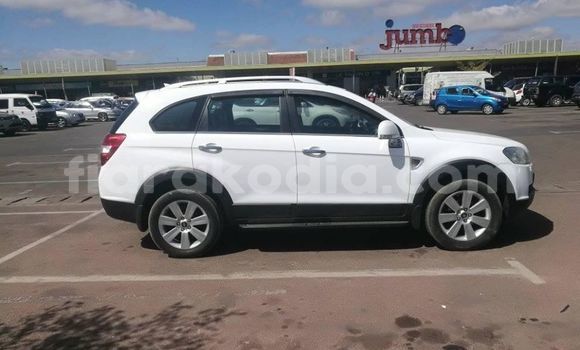 Acheter Occasion Voiture Chevrolet Captiva Blanc à Antananarivo, Analamanga Acheter Occasion Voiture Chevrolet Captiva Blanc à Antananarivo, Analamanga