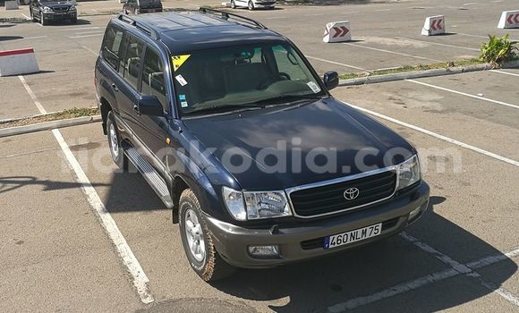 Acheter Occasion Voiture Toyota Land Cruiser Bleu à Antananarivo, Analamanga Acheter Occasion Voiture Toyota Land Cruiser Bleu à Antananarivo, Analamanga