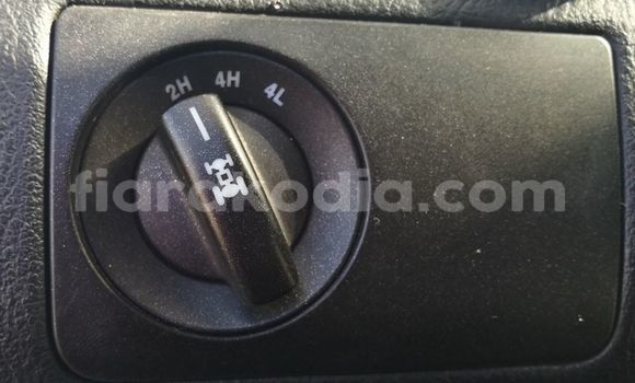 Acheter Occasion Voiture SsangYong Rexton Blanc à Antananarivo, Analamanga Acheter Occasion Voiture SsangYong Rexton Blanc à Antananarivo, Analamanga