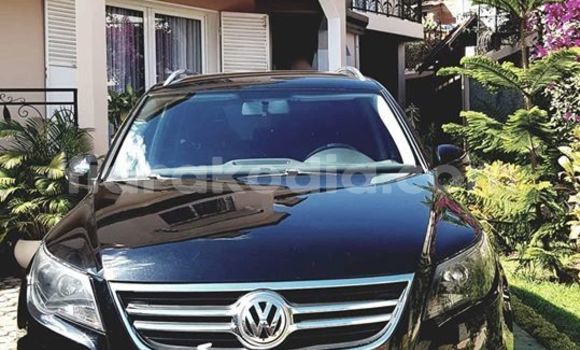 Acheter Occasion Voiture Volkswagen Tiguan Bleu à Antananarivo, Analamanga Acheter Occasion Voiture Volkswagen Tiguan Bleu à Antananarivo, Analamanga