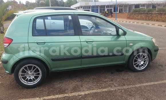 Acheter Occasion Voiture Hyundai Getz Vert à Antananarivo, Analamanga Acheter Occasion Voiture Hyundai Getz Vert à Antananarivo, Analamanga