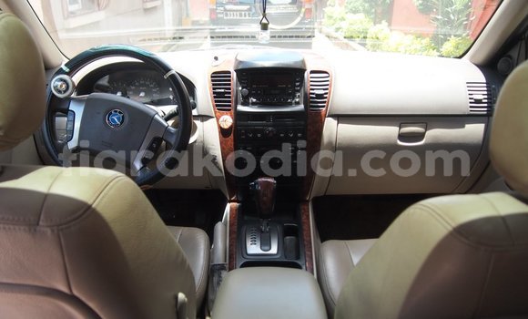 Acheter Occasion Voiture Kia Sorento Gris à Antananarivo, Analamanga Acheter Occasion Voiture Kia Sorento Gris à Antananarivo, Analamanga